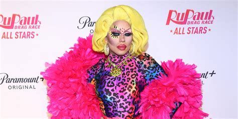 Yara Sofia's Drag Extravaganza: A Night of Glitter, Glamour, and Unexpected Twists!